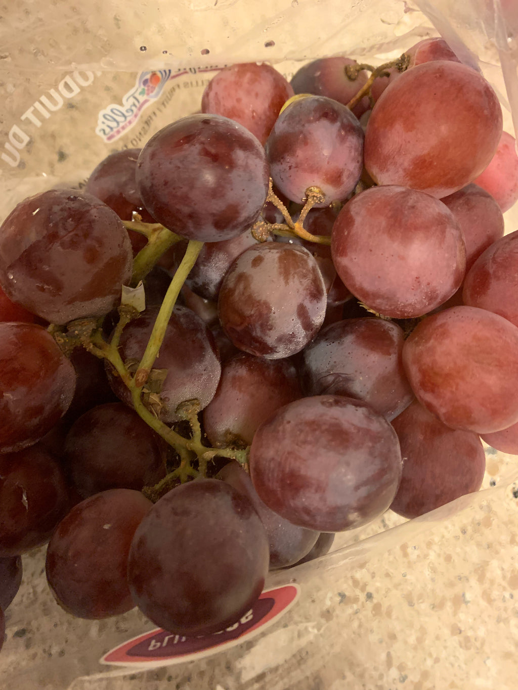 Seeded Grapes